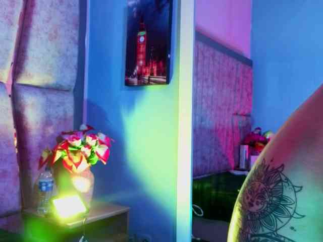KarlieNaugthy webcam