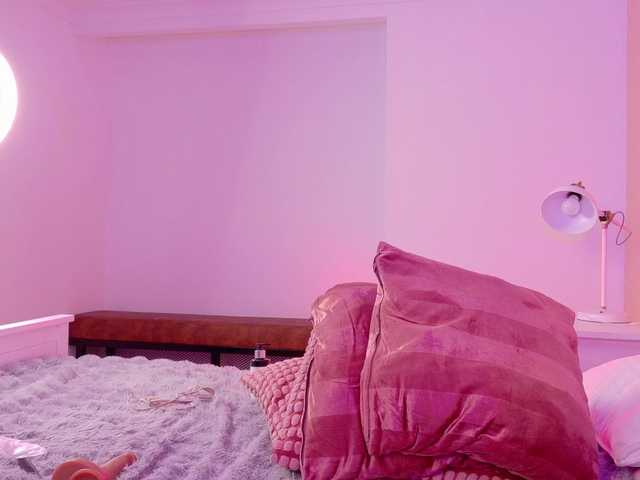 Kendalmiller's BongaCams show and profile