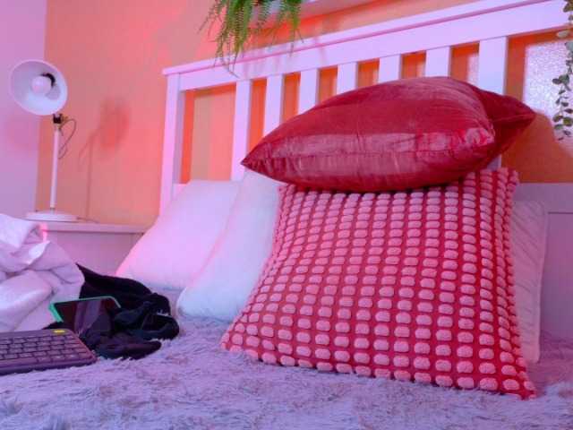 Kendalmiller's BongaCams show and profile