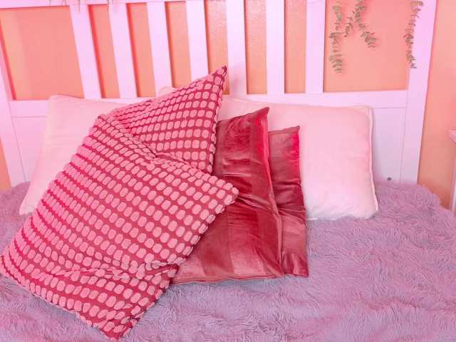 Discover BongaCams's Kendalmiller Kendalmiller from BongaCams