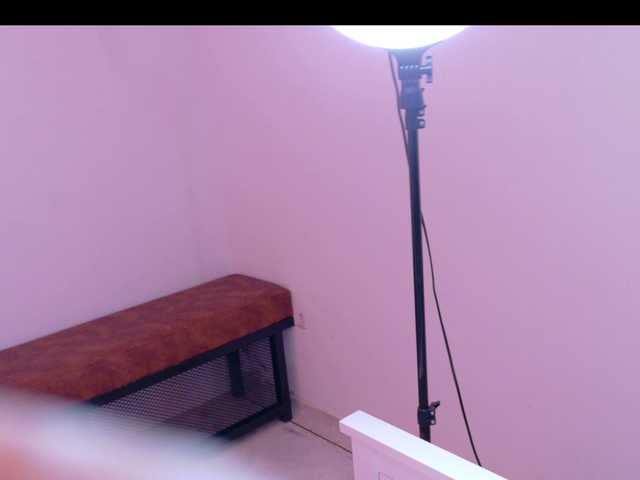 Kendalmiller's BongaCams show and profile