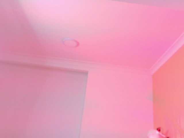 Kendalmiller live cam profile