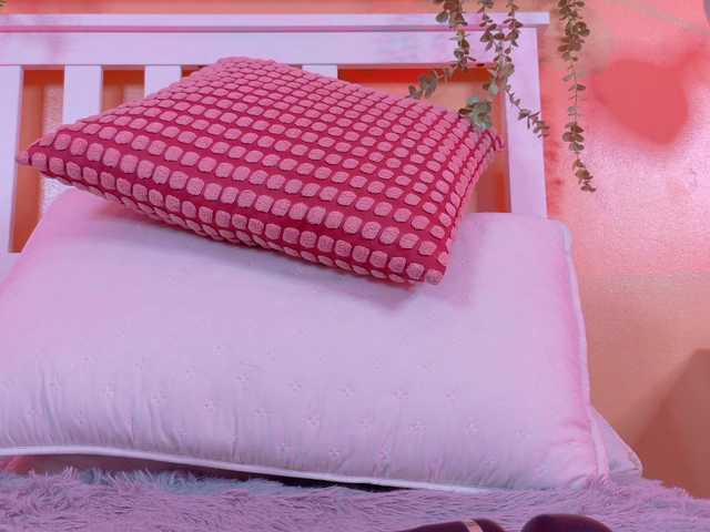 Kendalmiller's BongaCams show and profile