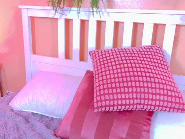 Kendalmiller's BongaCams show and profile