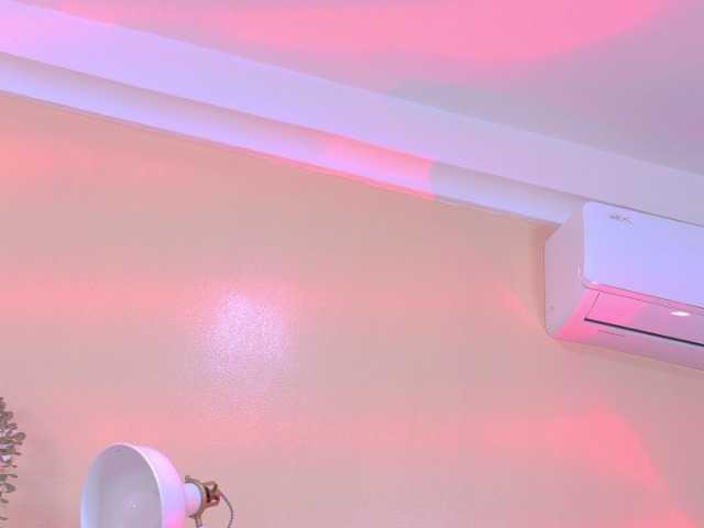 Kendalmiller's BongaCams show and profile