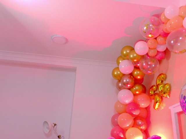 Kendalmiller's BongaCams show and profile