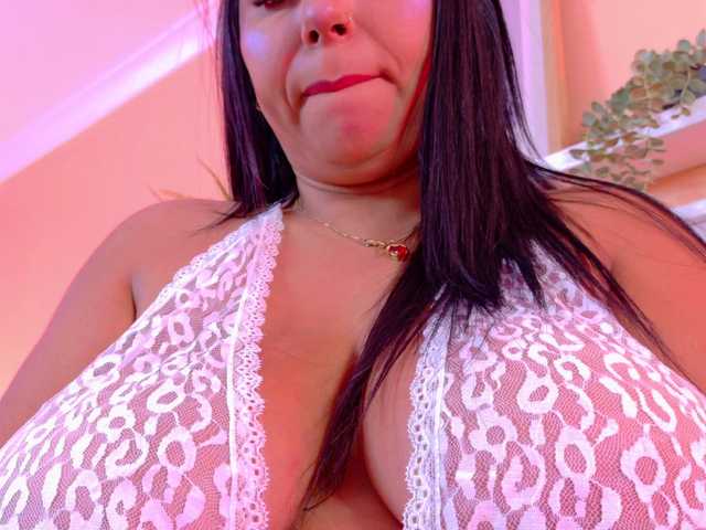 Kendalmiller's BongaCams show and profile