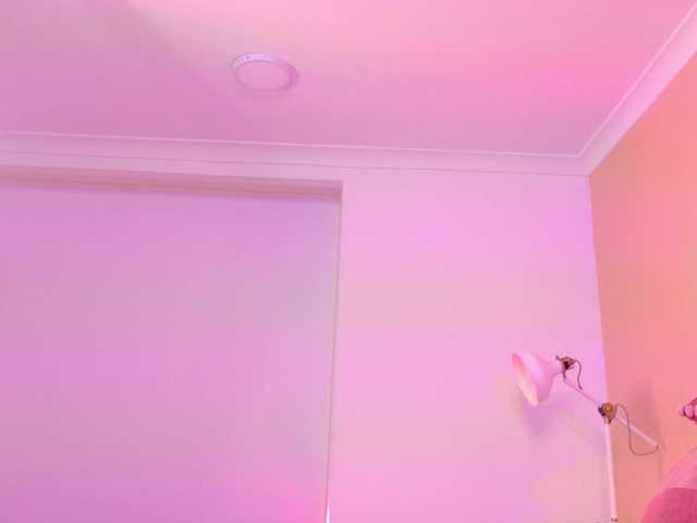 Kendalmiller from BongaCams