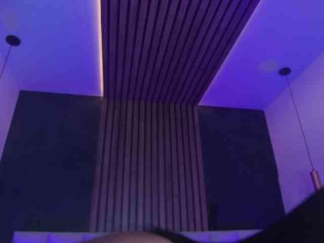 Kendalmiller webcam