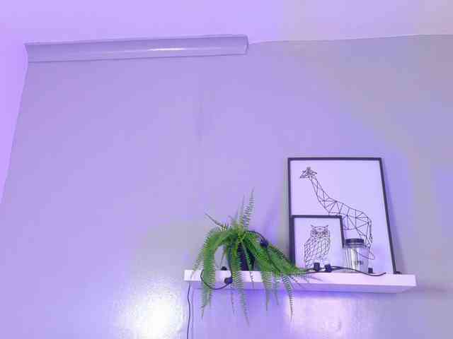 Kendalmiller webcam