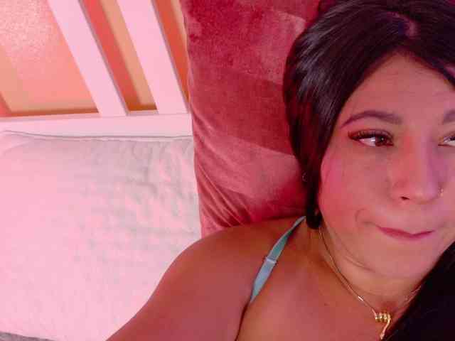 Kendalmiller Live Webcam on BongaCams
