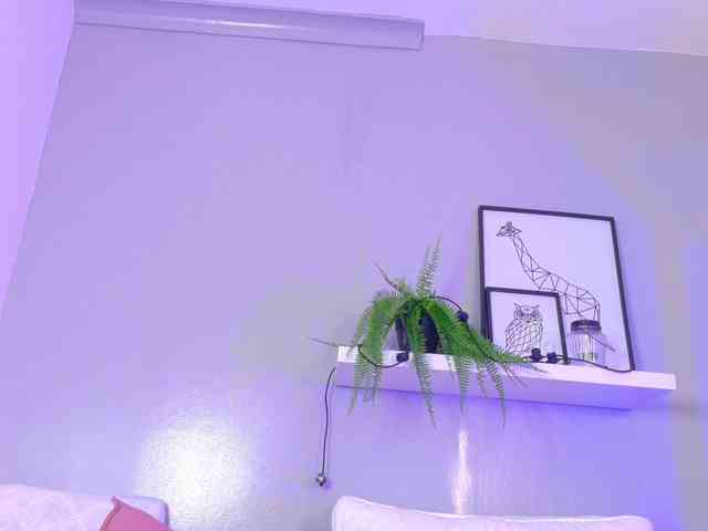 Kendalmiller webcam