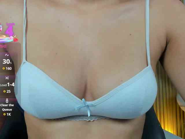 kira-rodriguez webcam