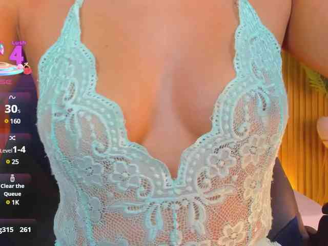 kira-rodriguez webcam