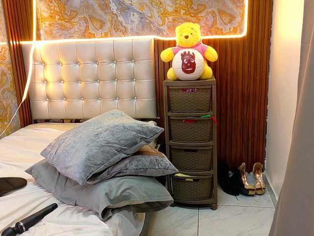 Mady29's BongaCams show and profile