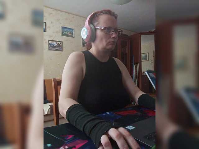 Lintu1's BongaCams show and profile