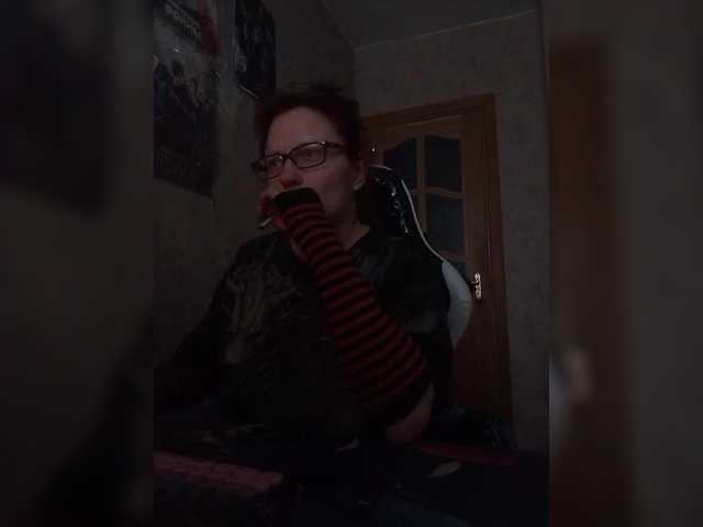 Lintu1's BongaCams show and profile