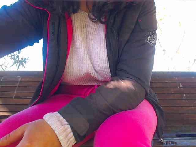 AnnBigLabia webcam