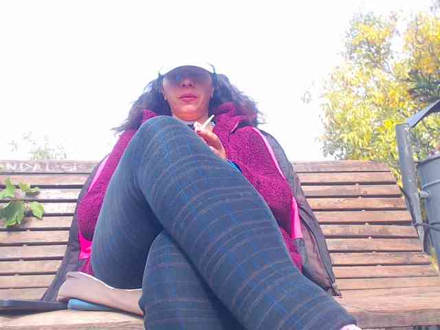 AnnBigLabia webcam