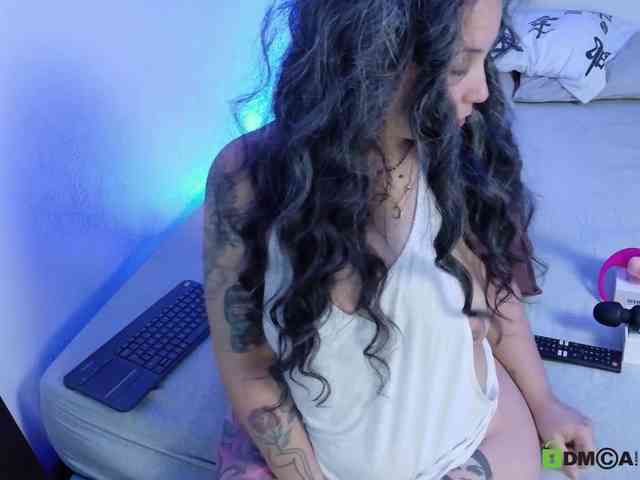 FelicityBrigitte webcam