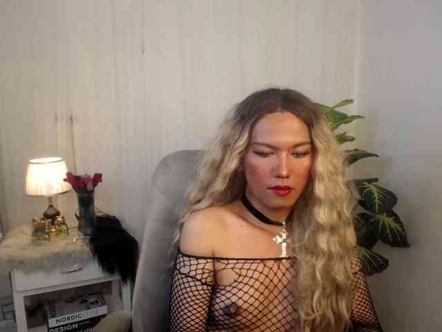 IamYourQueenxxx
