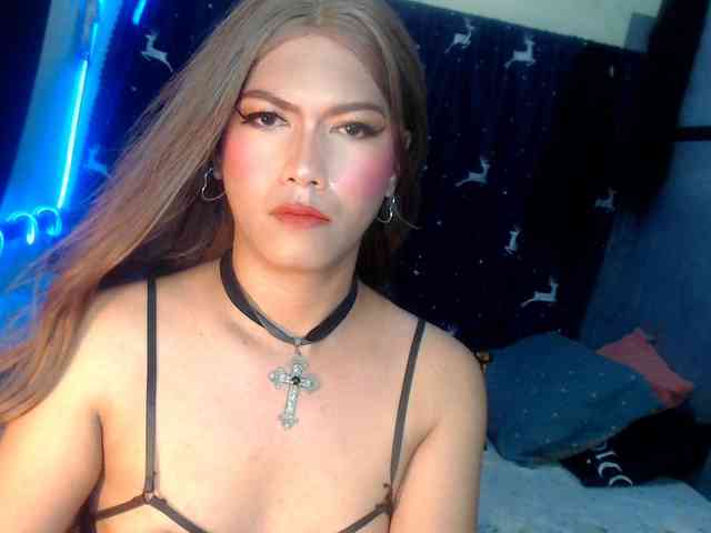 Queensabbyvee Live Webcam on BongaCams
