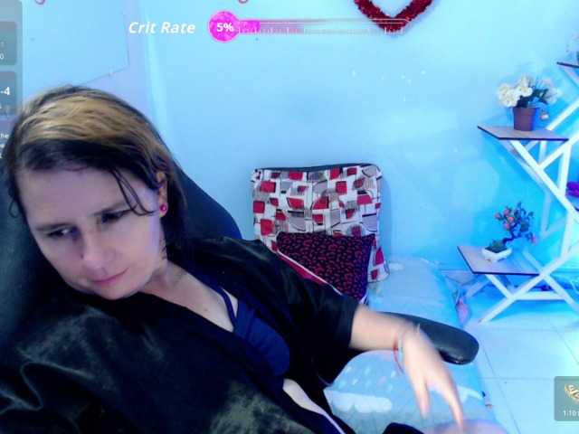 victoria-jones webcam bongacams model stream image