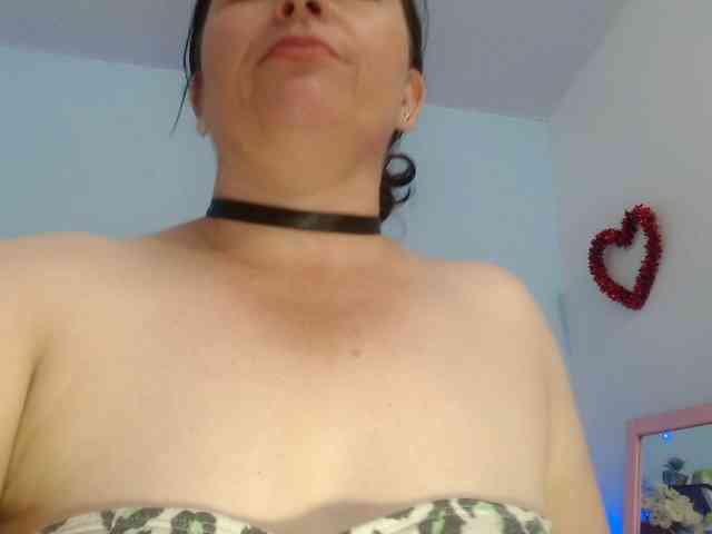 victoria-jones webcam
