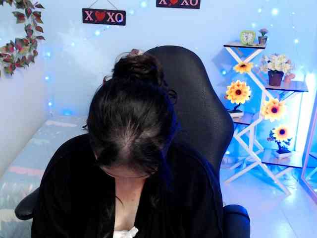victoria-jones webcam