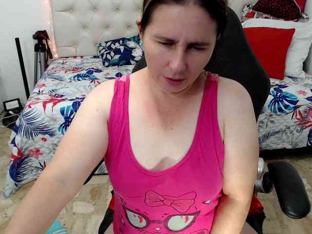 victoria-jones webcam