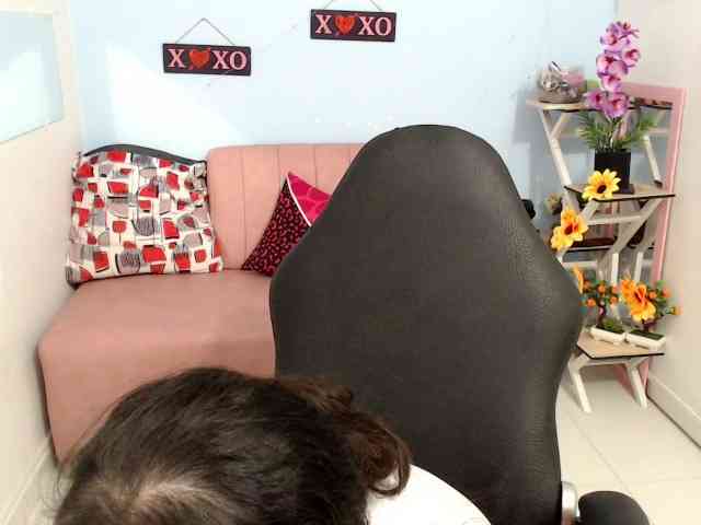 victoria-jones webcam