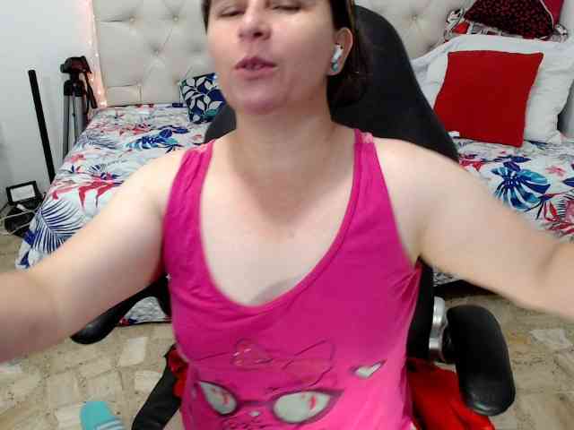 victoria-jones webcam