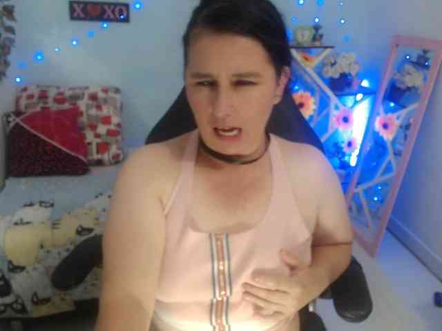 victoria-jones webcam