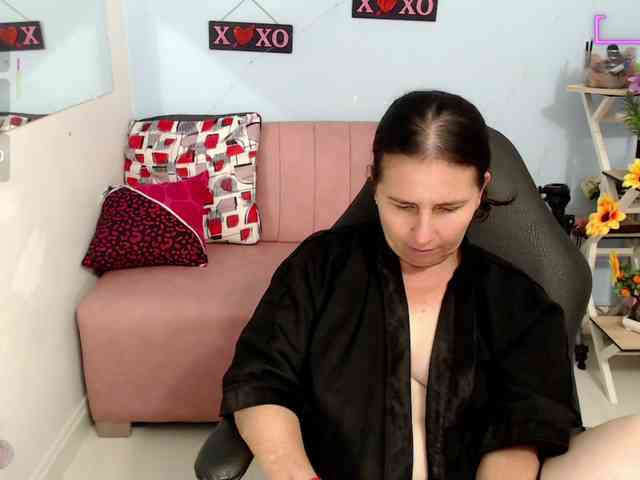 victoria-jones webcam