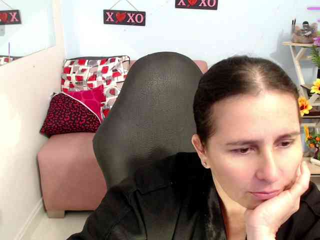 victoria-jones webcam