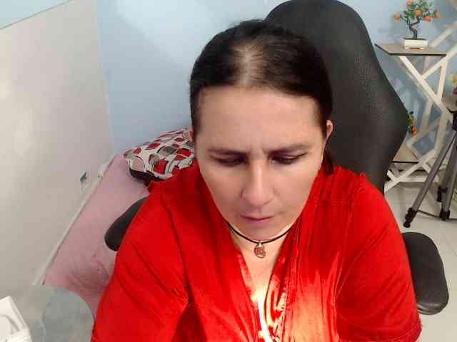 victoria-jones webcam