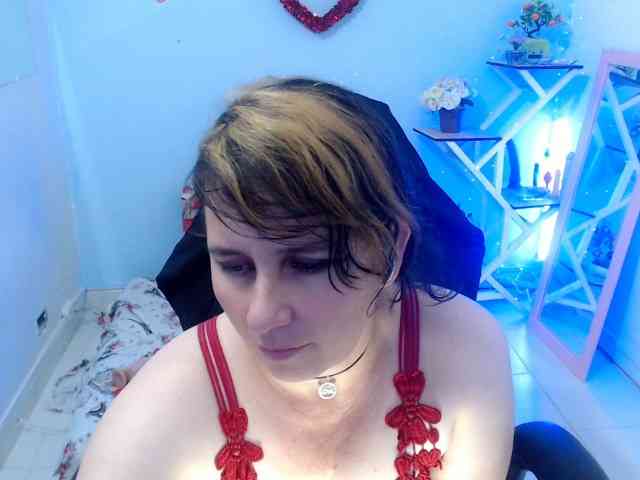 victoria-jones webcam