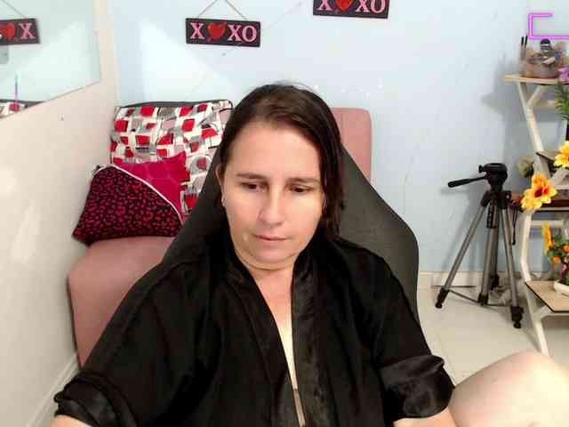 victoria-jones webcam