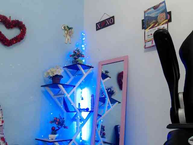 victoria-jones webcam