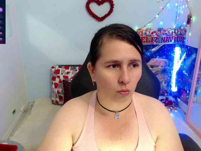 victoria-jones victoria-jones