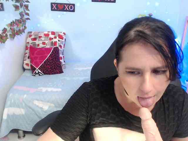 victoria-jones webcam