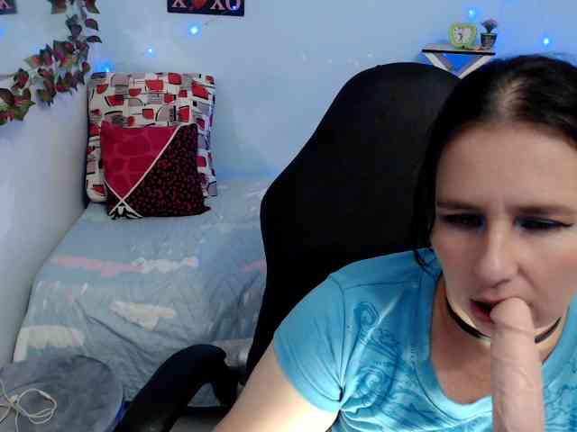 victoria-jones webcam