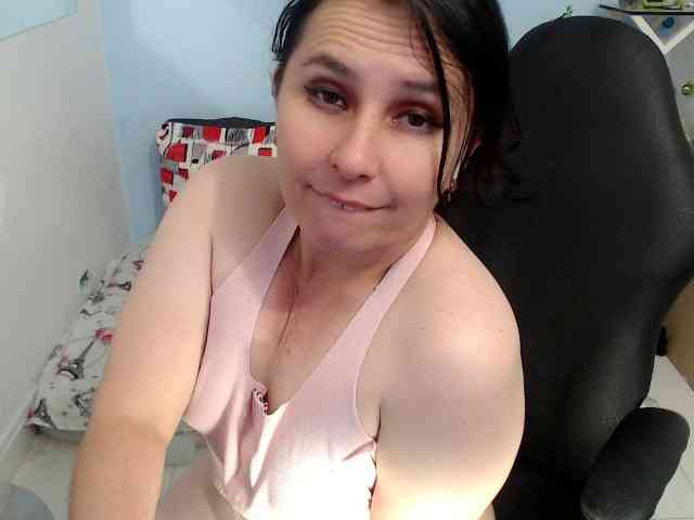 victoria-jones webcam