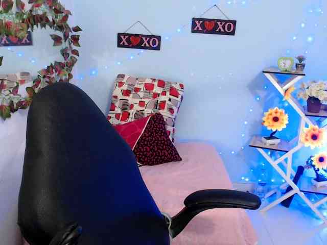 victoria-jones webcam