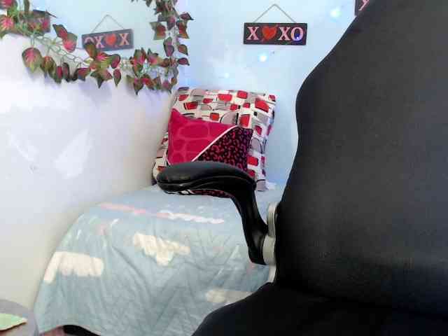 victoria-jones webcam