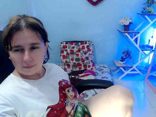 victoria-jones webcam