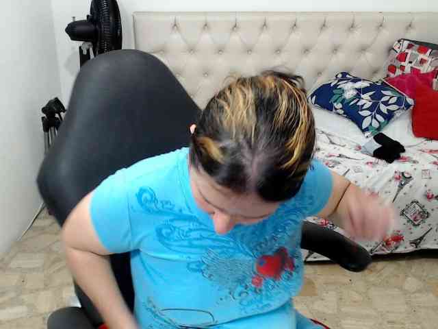 victoria-jones webcam