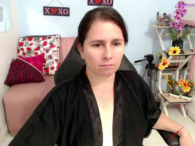 victoria-jones webcam