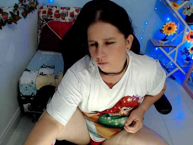 victoria-jones webcam