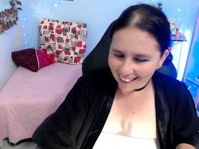 victoria-jones webcam